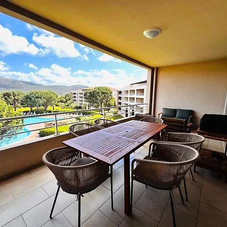 With Pool View Salina Bay Porto-vecchio 아파트